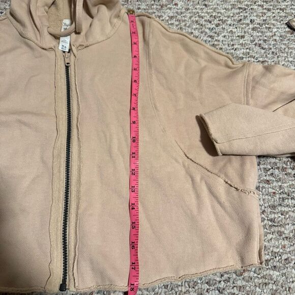 Alo Yoga Cruiser Crop Hooded Sweatshirt in Putty Size Small - Picture 9 of 9